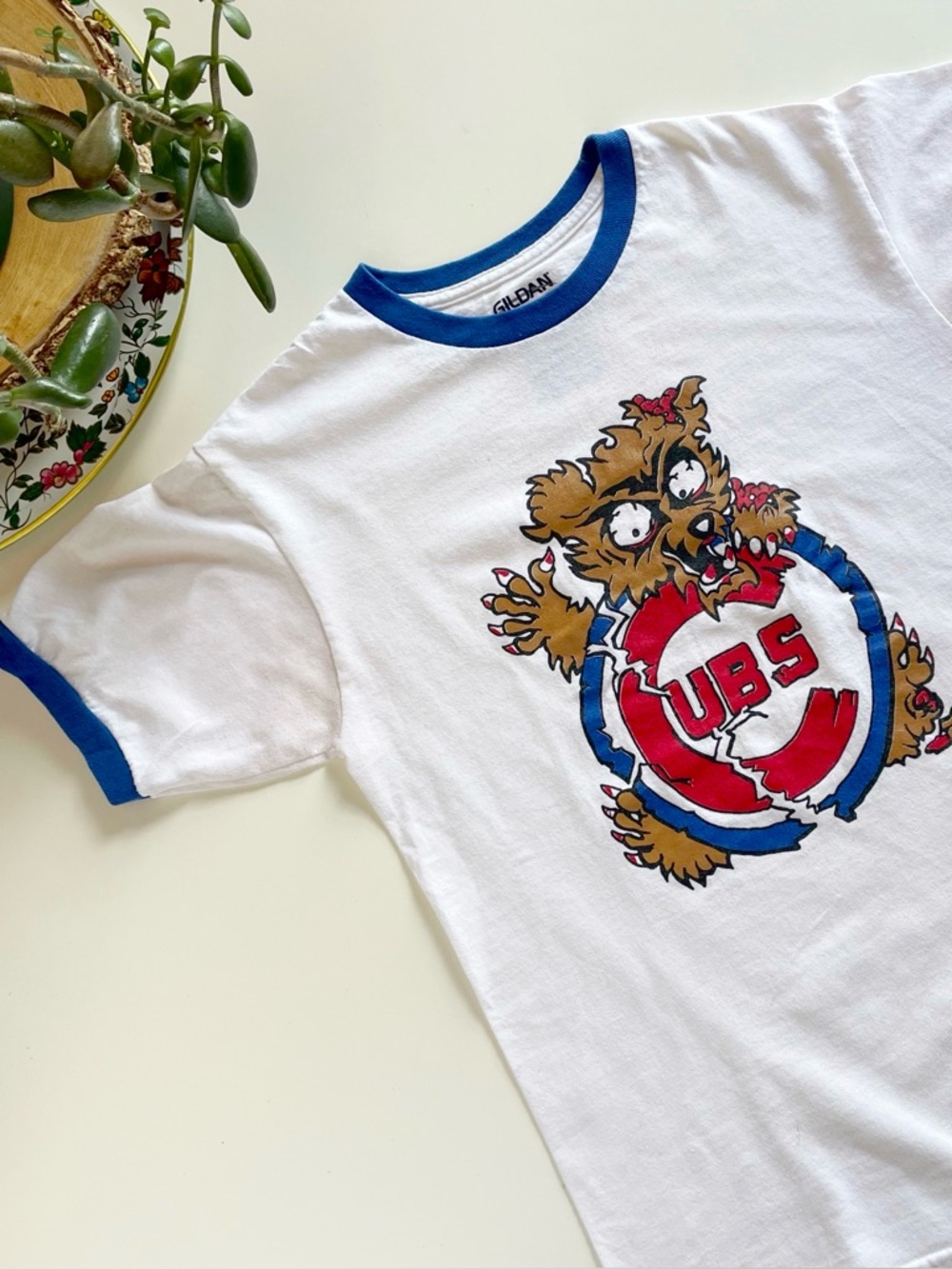 Chicago Cubs Baseball Ringer Tee | Small